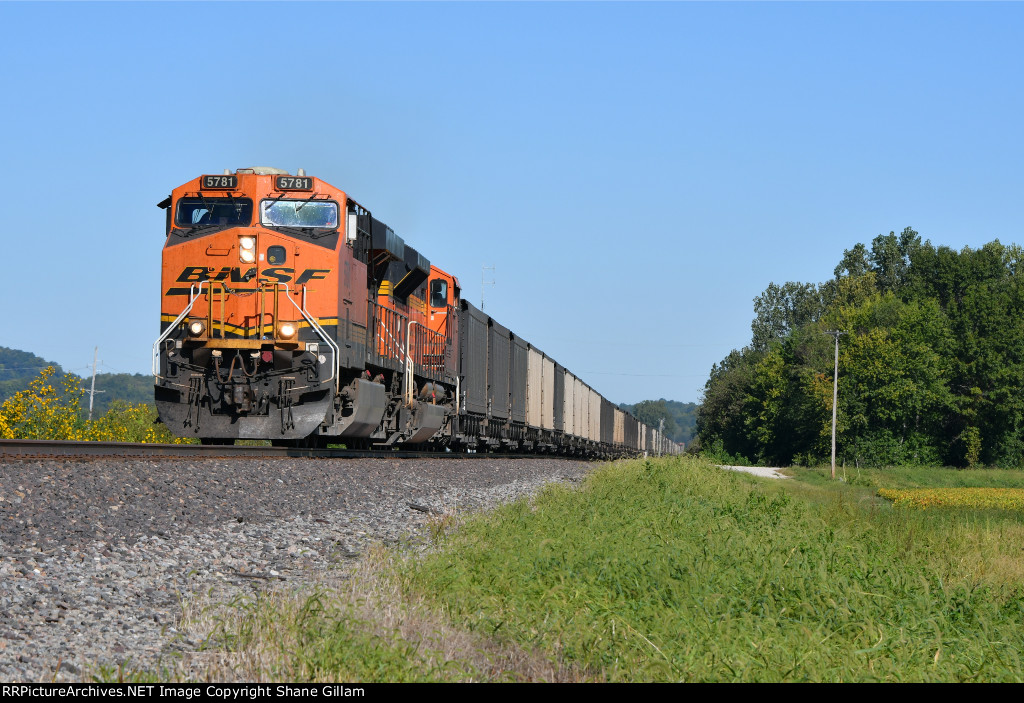 BNSF 5781